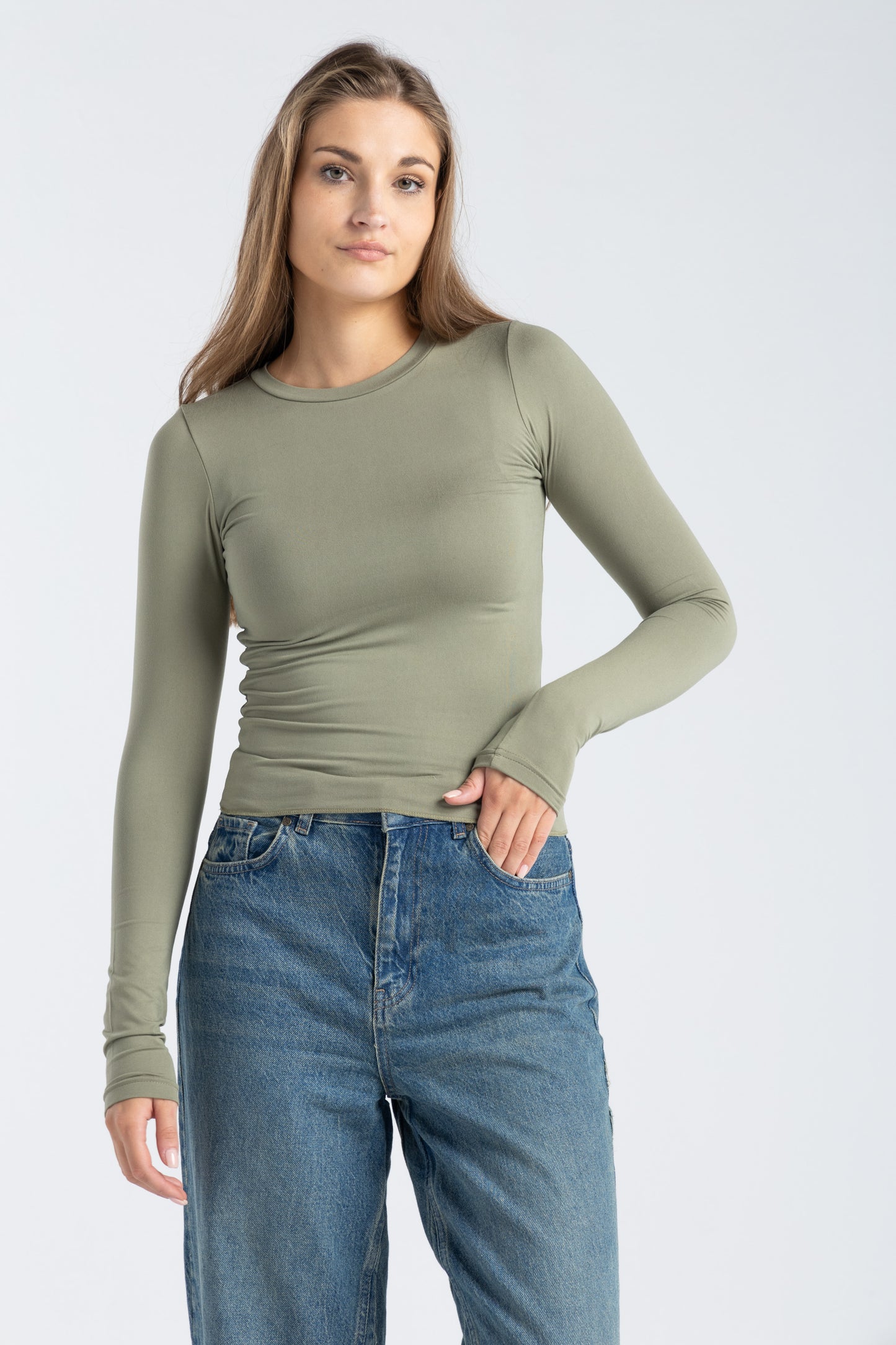ROUND NECK LONG SLEEVE TOP IN MATCHA