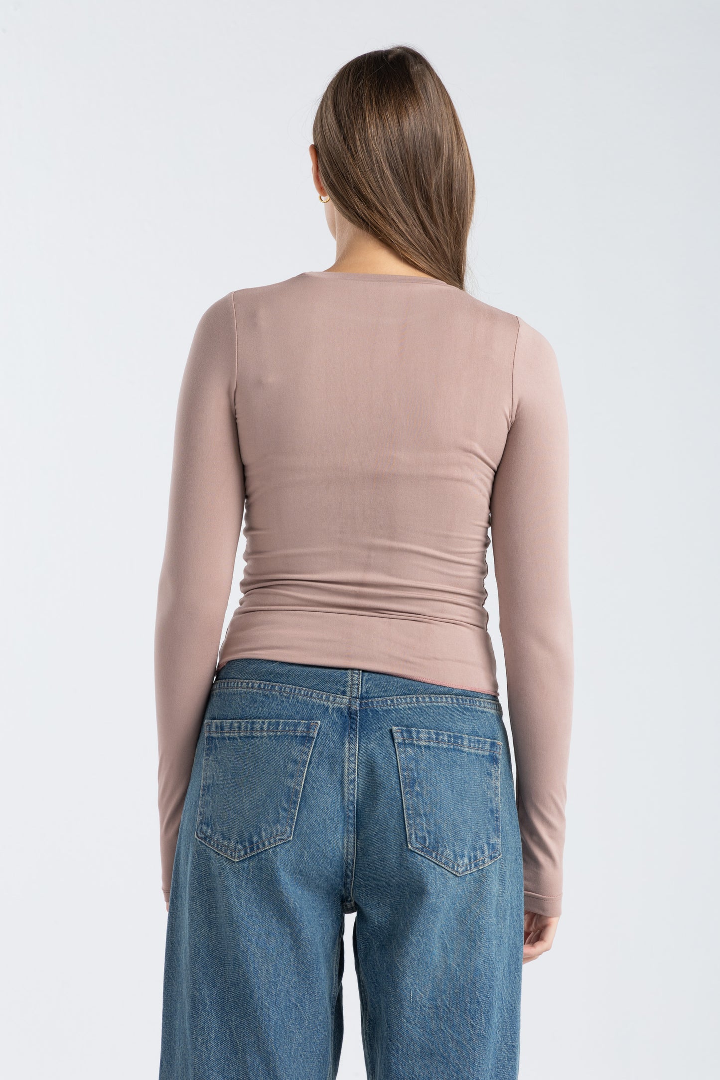 ROUND NECK LONG SLEEVE TOP IN NUDE