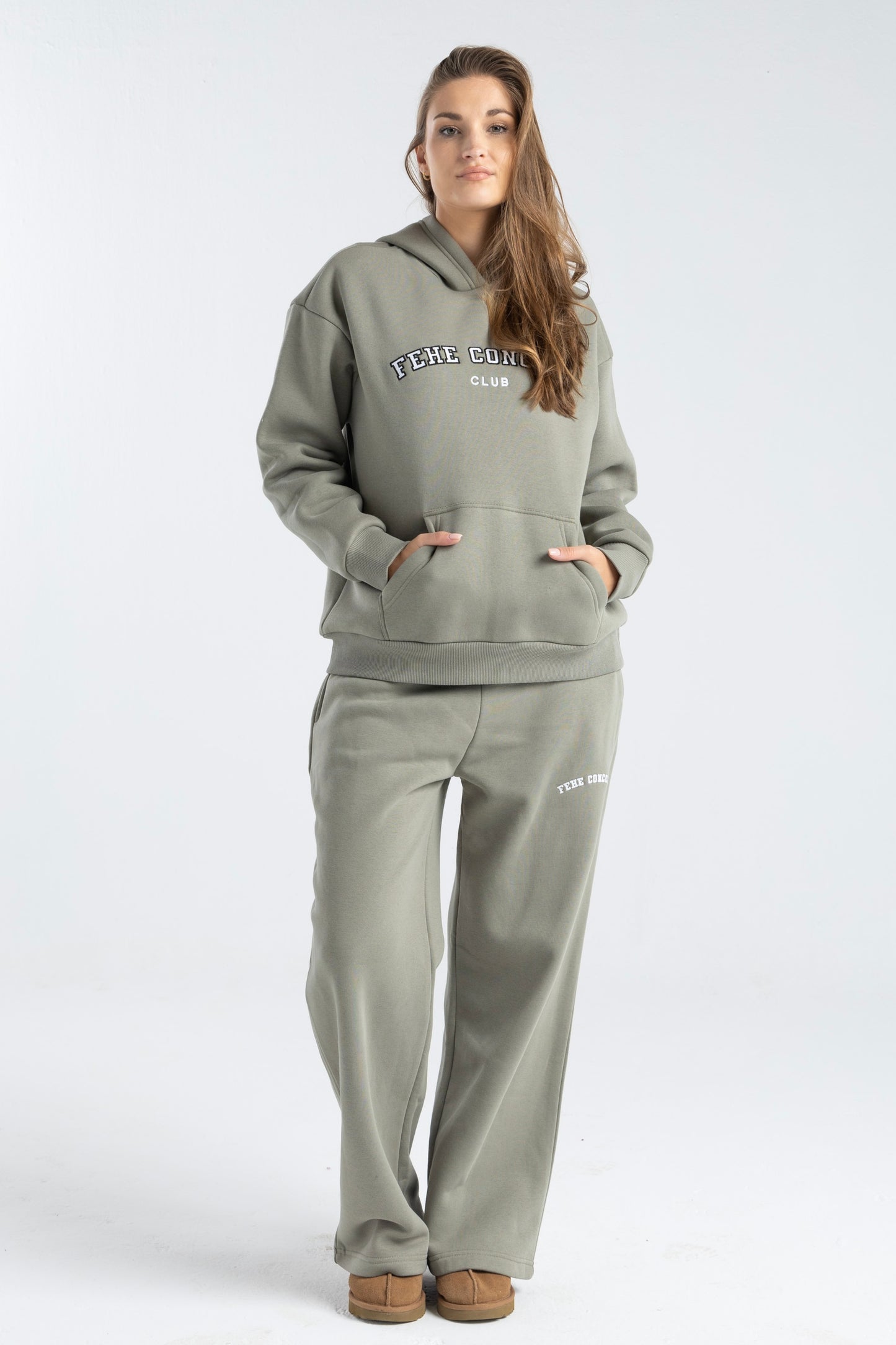 FEHE CONCEPT CLUB STRAIGHT LEG SWEATPANTS IN KHAKI