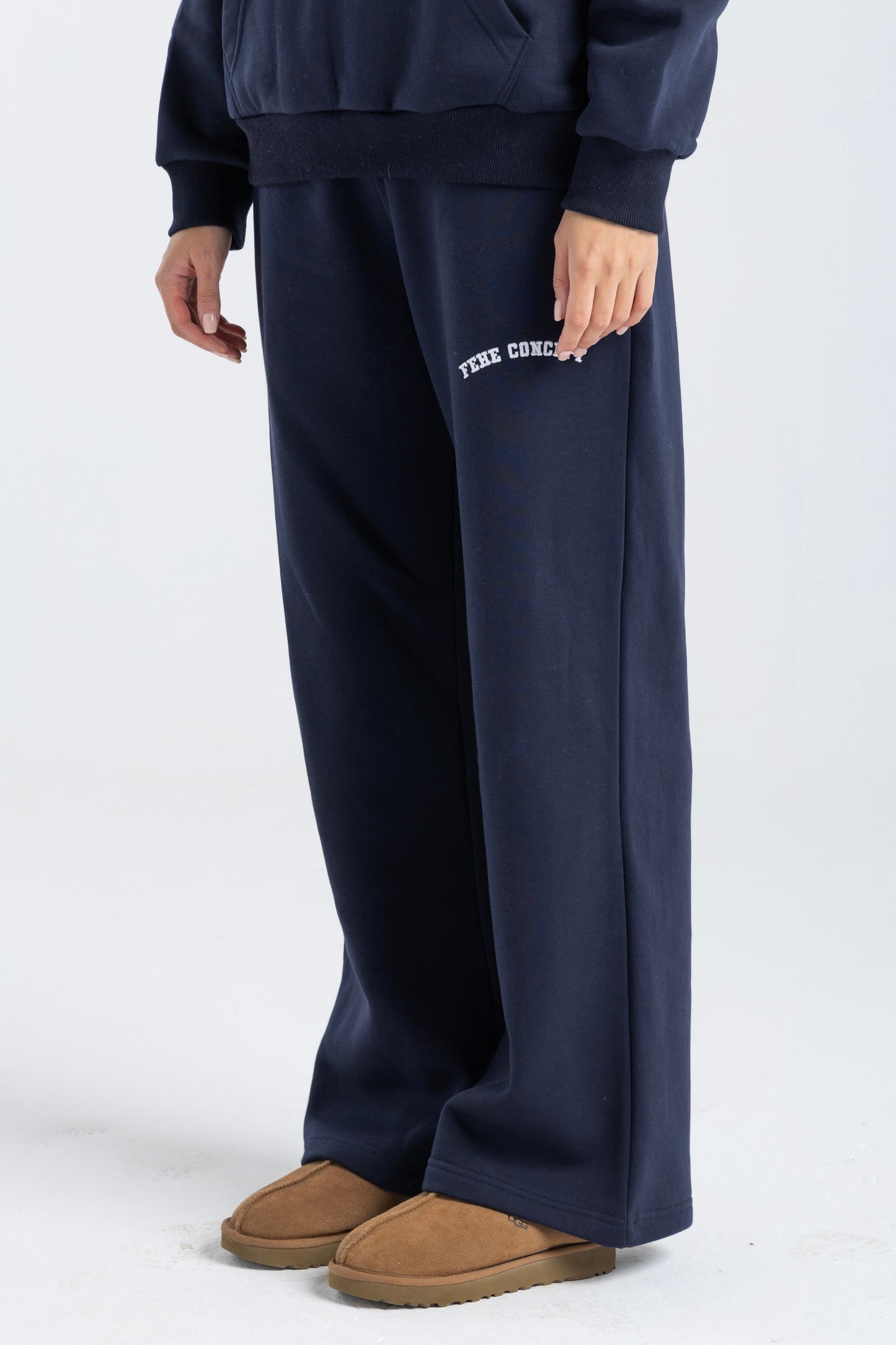 FEHE CONCEPT CLUB STRAIGHT LEG SWEATPANTS IN NAVY BLUE