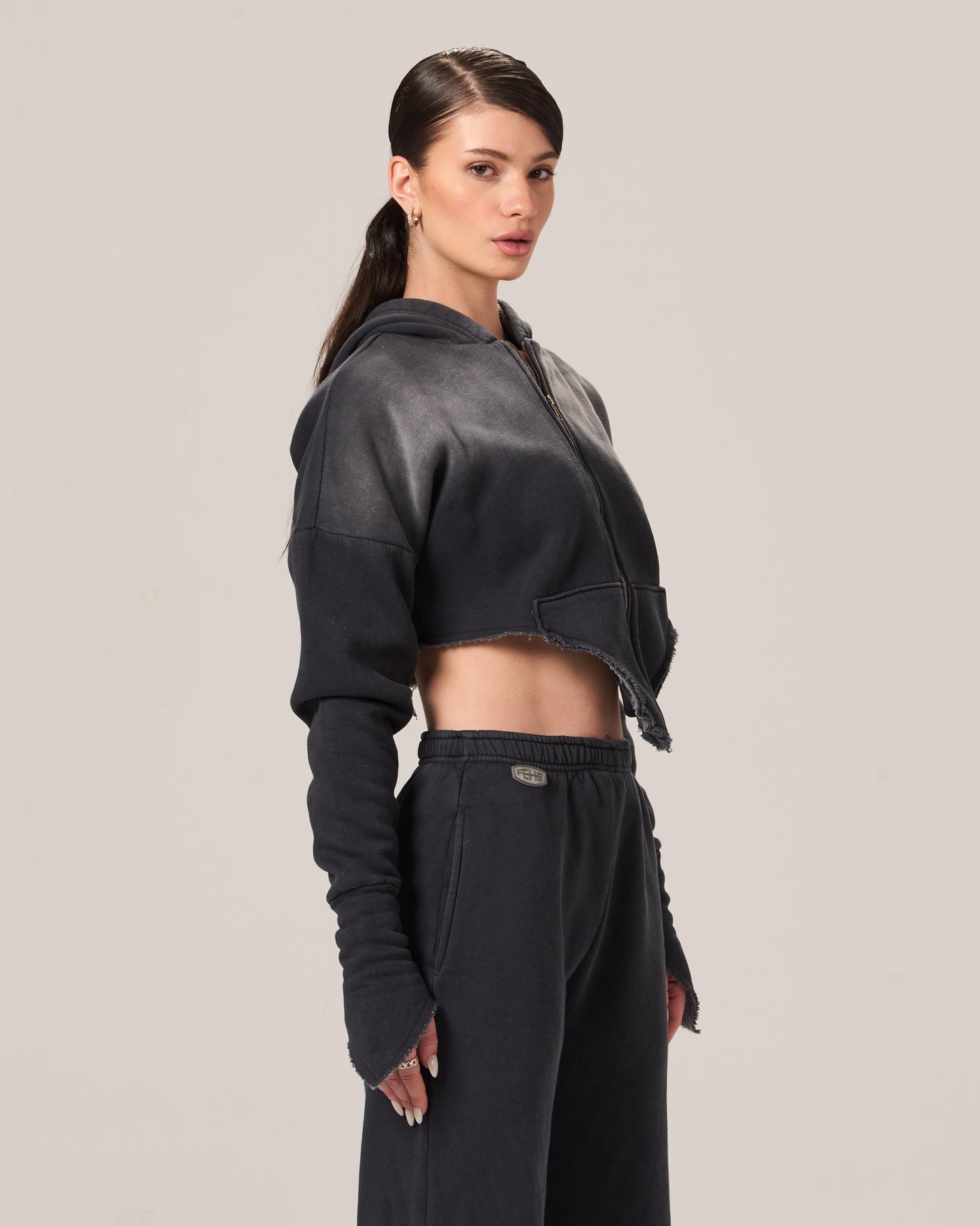 THE ZIPPER-VHOODIE WASHED SET IN GREY-WASHED
