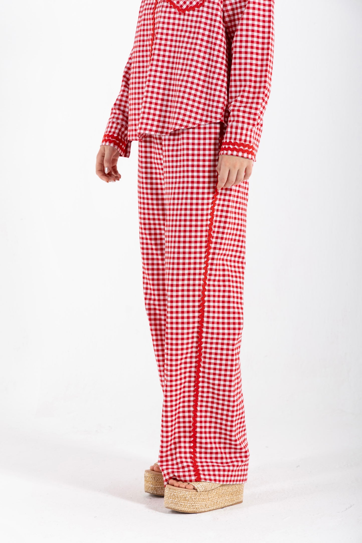 GINGHAM PANTS IN RED
