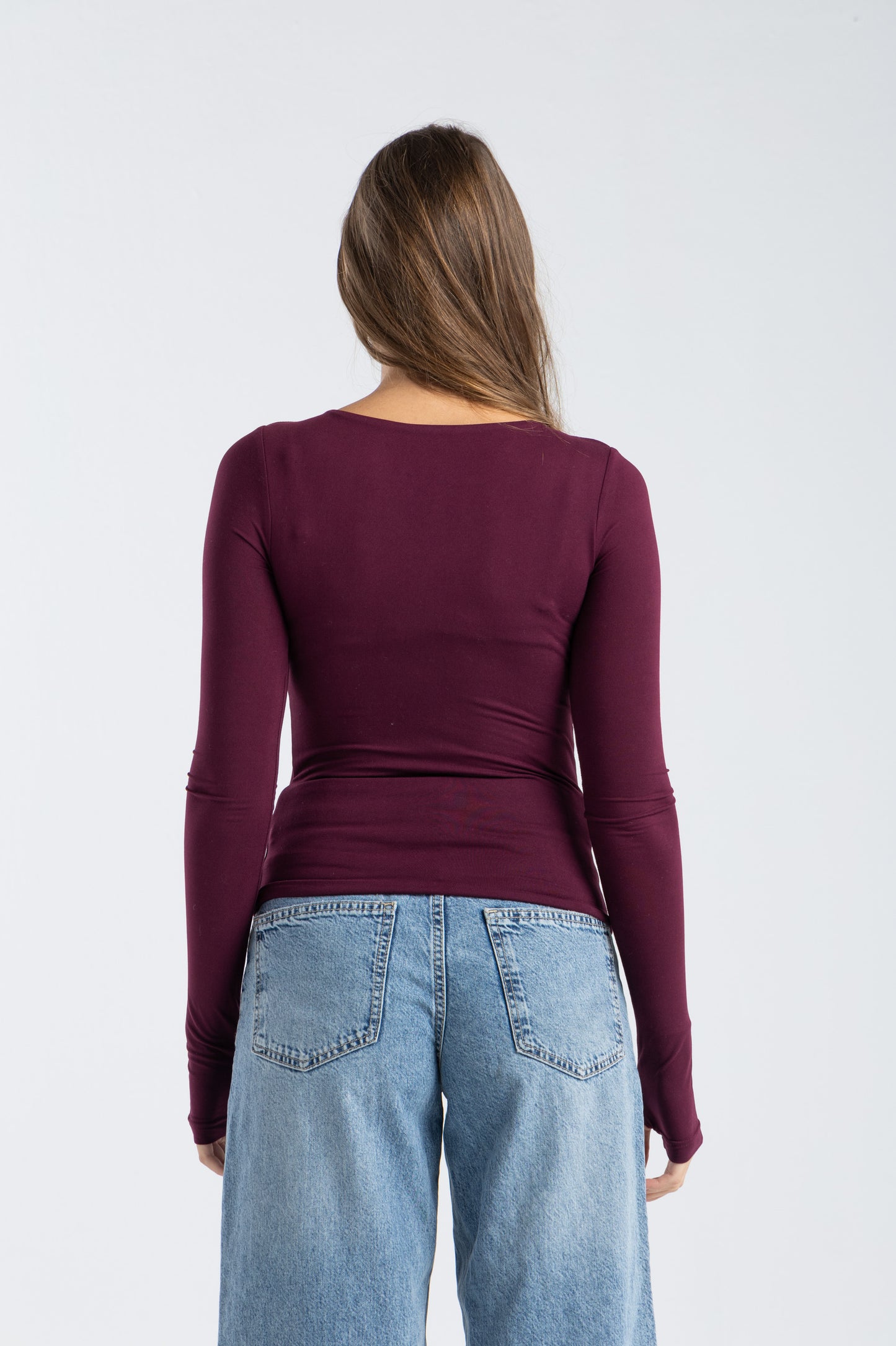 BOAT NECK TOP IN BURGUNDY