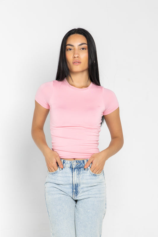 ROUND NECK SHORT SLEEVES TOP IN BABY PINK