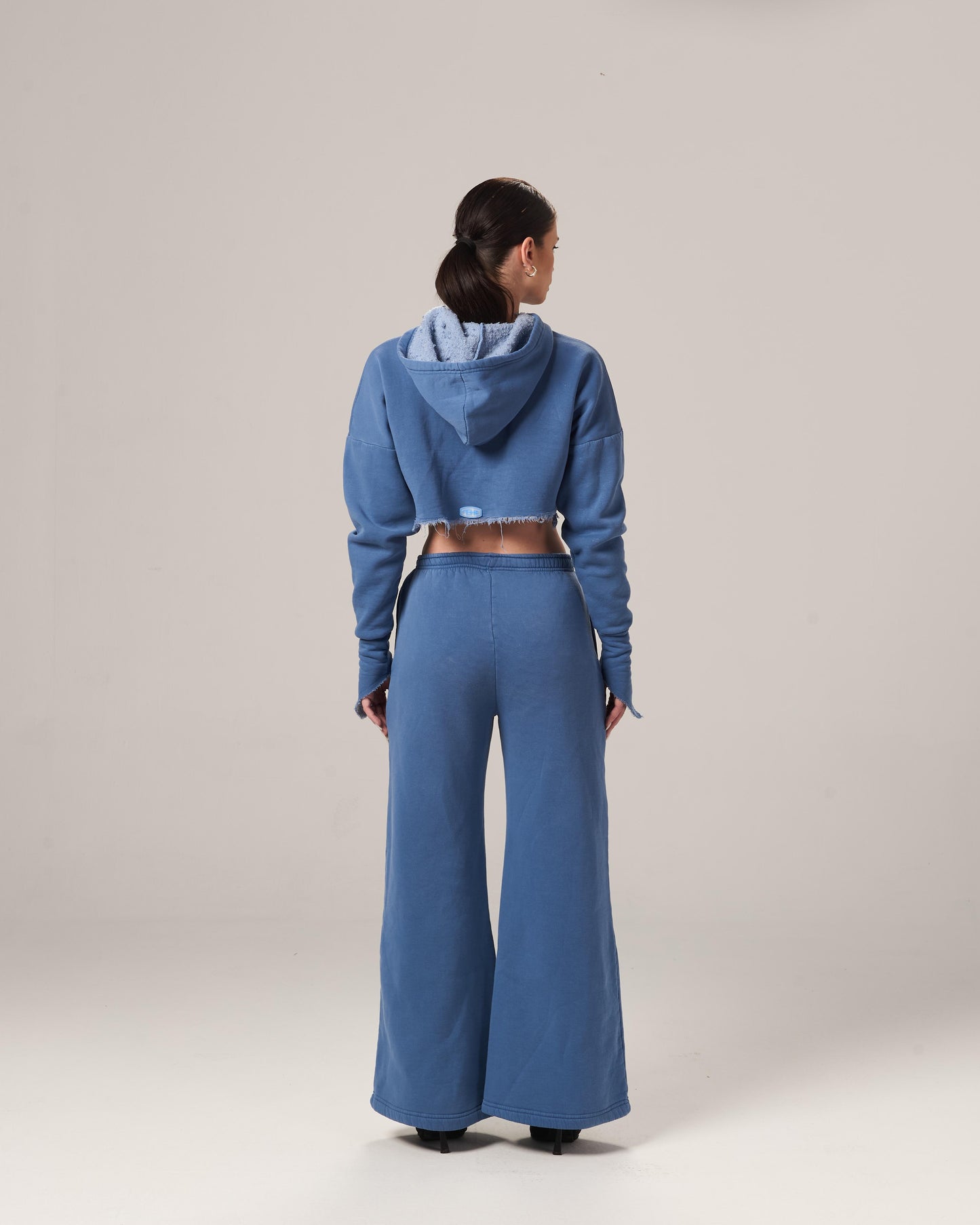 THE ZIPPER-VHOODIE WASHED SET IN SKY BLUE