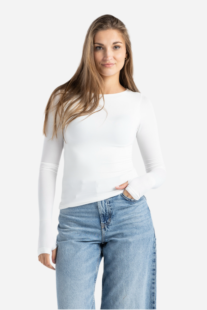 BOAT NECK TOP IN WHITE