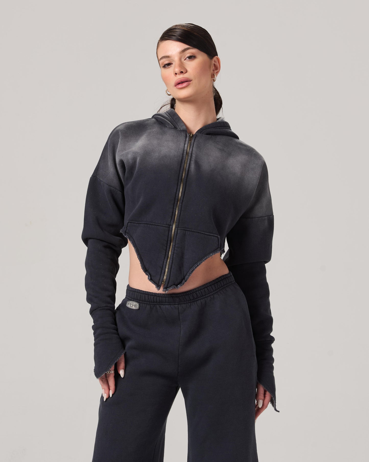 THE ZIPPER-VHOODIE WASHED SET IN GREY-WASHED