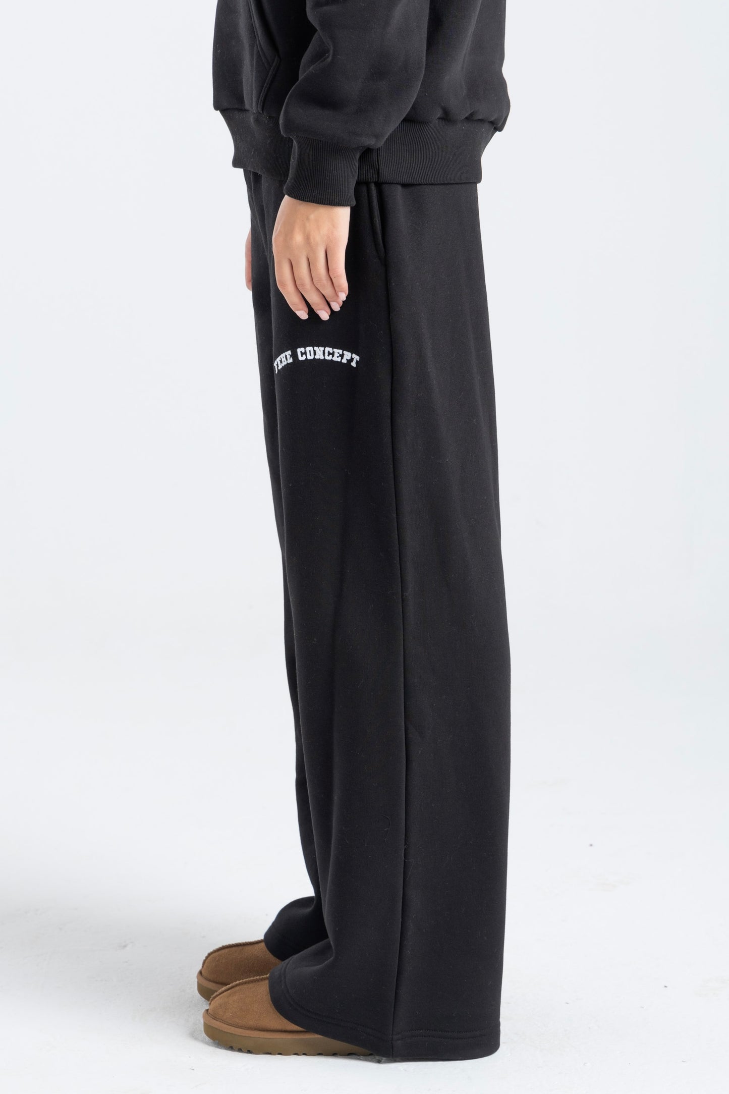 FEHE CONCEPT CLUB STRAIGHT LEG SWEATPANTS IN BLACK