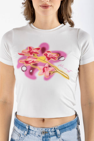 BLOOMING WHITE BABY TEE